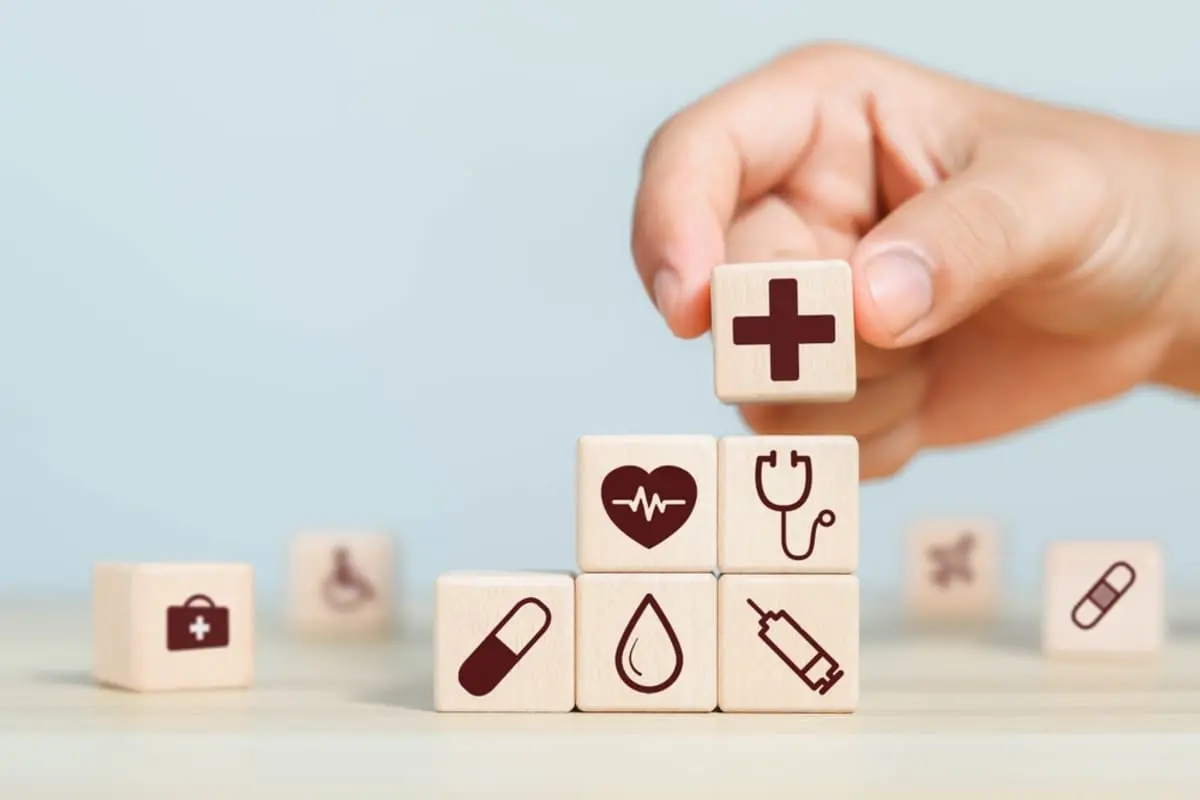 「医療費15万円」かかったのに“保険金10万円”のせいで、医療費控除がゼロに…「月3000円・15年」かけ続けた民間保険、入らないほうが“35万円得”だった？【FP解説】