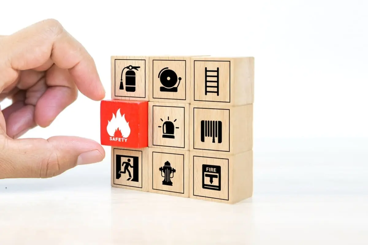 「火災保険料」は控除の対象になる？ 友人は確定申告で使えると言いますが、10年以上前からの契約は該当するのでしょうか？