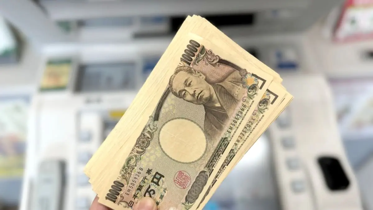 卒業祝いは現金「20万円」、入学祝いは学費として「100万円」振込予定…”教育費扱い”なら贈与税はかかりませんか？