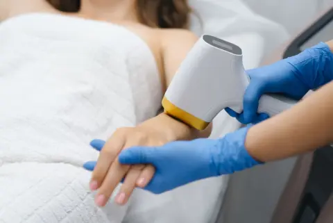 脱毛サロンvs医療脱毛、トータルコストで比較したら本当にどっちがお得か