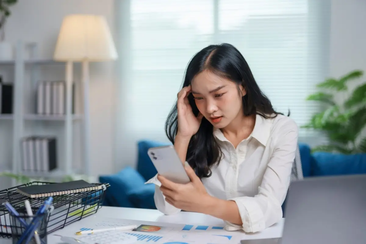 奨学金を返済中の社会人1年目です。「ふるさと納税」は、やりすぎると税金が増えたり損したりしますか？