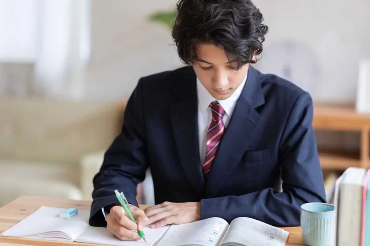 私立高校の「定時制」へ入学予定の息子。全日制と同じように無償化の支援を受けられるのでしょうか？