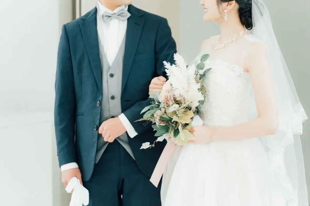 「妹だけズルい！」長女から苦言…去年の結婚式で“50万円援助”しましたが、妹は招待客が多いので「100万円」出しました。規模が違うとはいえ“親として不公平”でしたか？