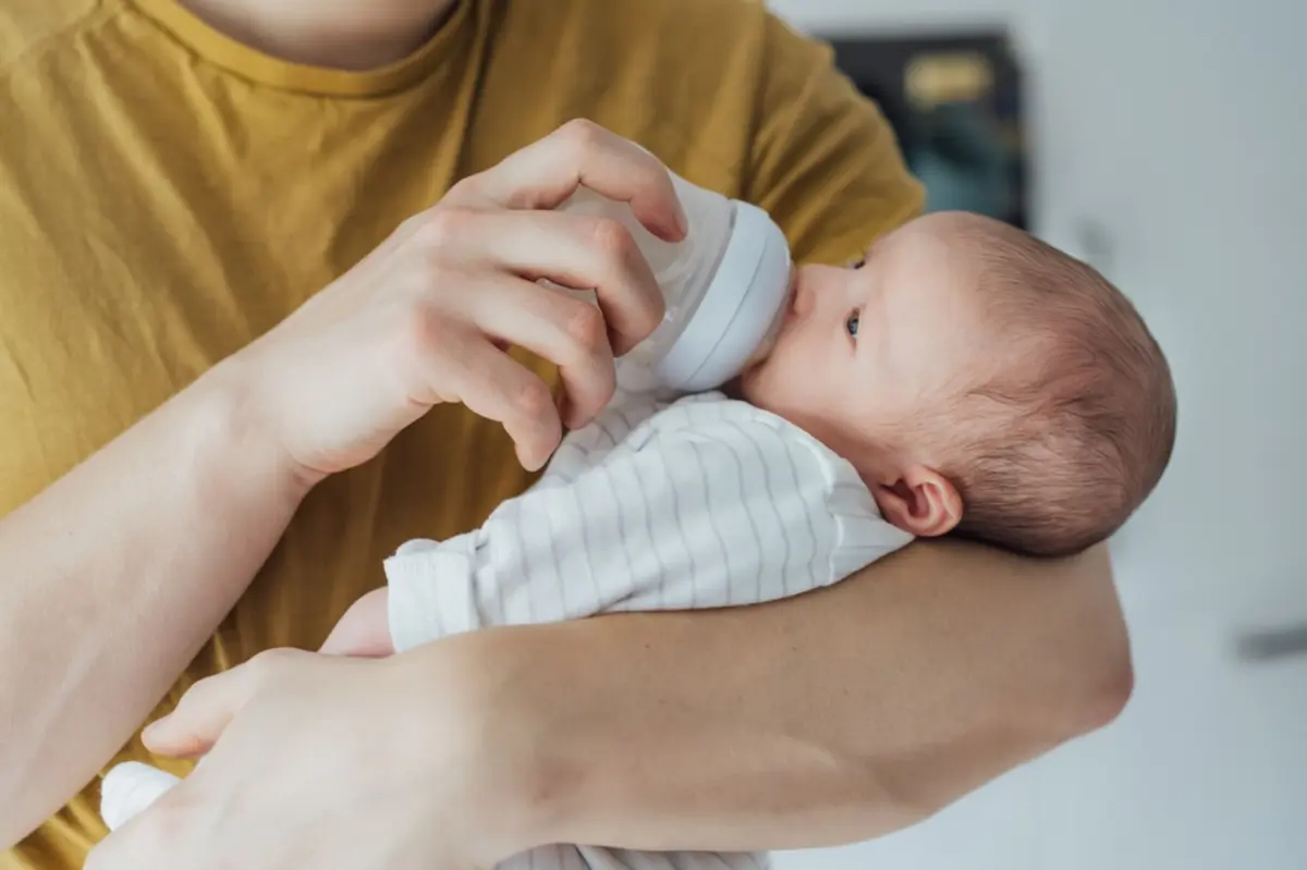 息子夫婦に子どもが生まれるのですが、息子が数ヶ月も「育休」を取ると言います。生活費は大丈夫なものなのでしょうか？