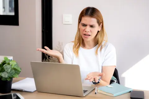 e-Taxで申告は終わったのに還付金が戻らない…！ 「銀行口座の名義違い」に気づいた場合、3月16日までに何を修正すれば間に合う？