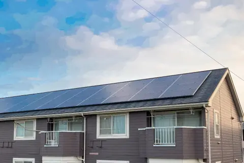 「実は太陽光発電は春が一番発電効率がいい」と聞いて“200万円”かけて設置した太陽光パネル。3月・4月・5月でいくら稼げる？ 何年で“元が取れる”のでしょうか？