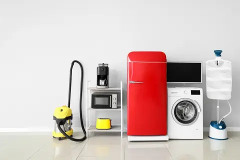 新生活で家電を一式そろえるなら「セット購入」のほうが得？ “1万円以上安くなる”とも聞きますが、単品で買う場合と総額はどれくらい違うのでしょうか？