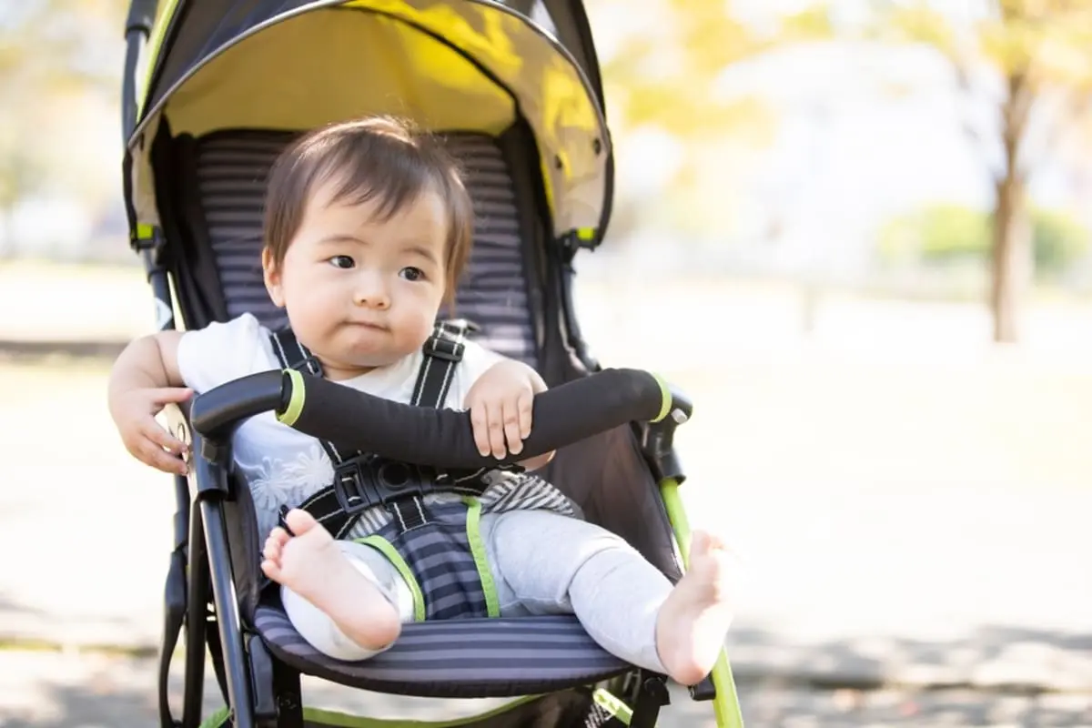 SNS「アップリカのベビーカーは貧乏と笑われた」投稿が話題！「マウンティングくだらない」「私も使ってたけど」反響多数だけど“高価=いいもの”とは限らない!? マウント言動の背景とは