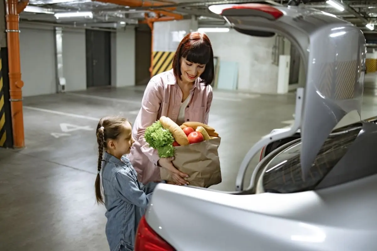 スーパーに車を停めて近くの店に行ったら無断駐車で罰金3万円を請求されました。支払う必要はありますか？スーパーで買い物をすれば大丈夫でしょうか。