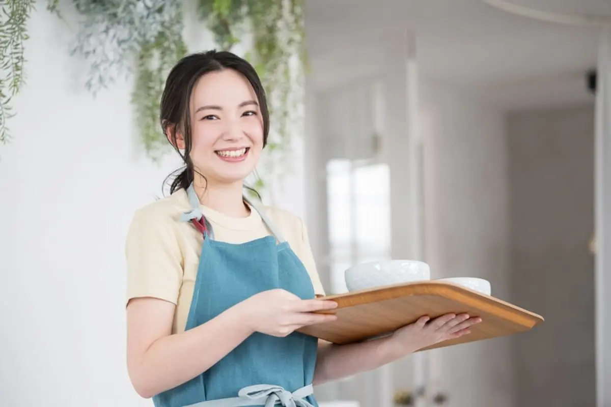 扶養内で働くと、将来の年金額は「月6万円」程度だそうです。それでも周りのママ友は扶養内で働いている人が多いのですが、扶養内を選ぶ理由は何でしょうか？