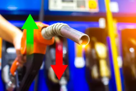 ガソリンは「週末」に入れると高い、平日は安いと言われます。本当にそんな傾向はあるのでしょうか？