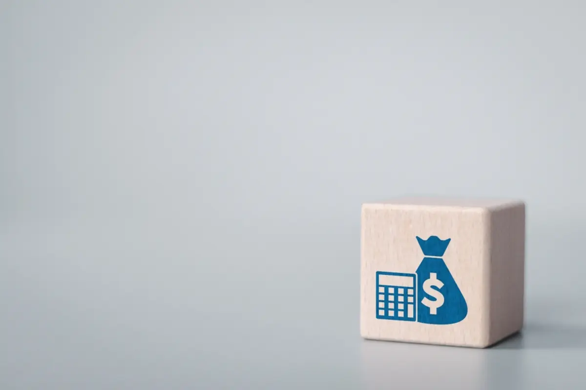 40歳過ぎたら、貯金はどれくらいあるのが普通ですか？住宅ローンと教育費で全然貯金なんてありません。