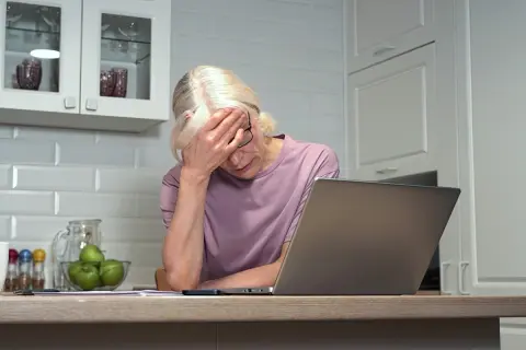 第3号被保険者が廃止されるって本当？一度も働いたことがない専業主婦の母の年金は支給されなくなるということですか？