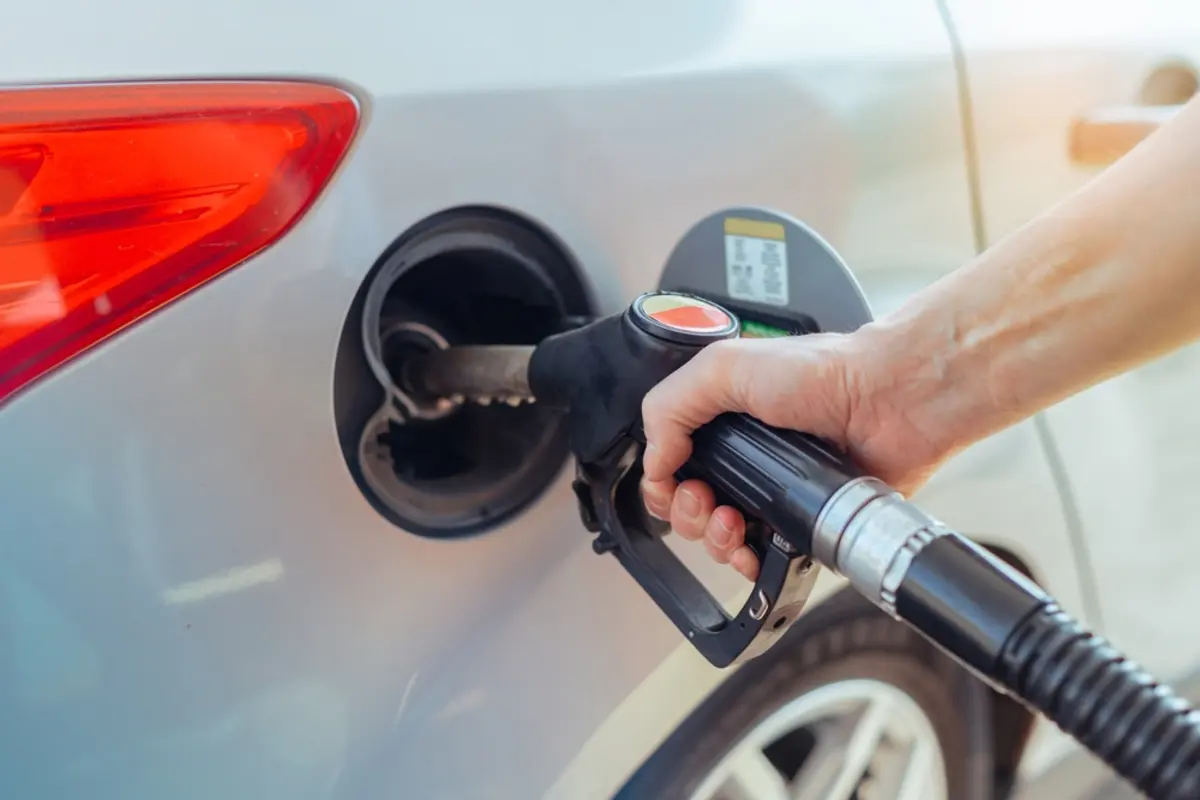 「レギュラー車にハイオクを入れたほうがよい」と聞いたのですが、”効果”はある？ ない？