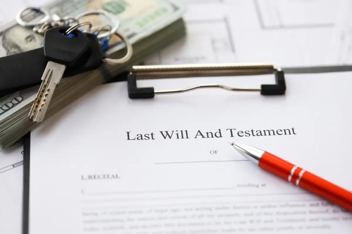 父の遺言書に「財産分与の割合が、長男6割、三男3割、次男の自分は1割」と書いてありました。遺留分請求で対抗できますか？ まず何から始めればいい？