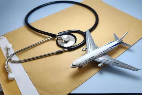 海外旅行中に子どもがけがをして、現地の病院で「5万円」を支払いました。海外でかかった治療費も医療費控除の対象になるのでしょうか？