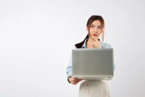 定期預金の満期が来たらNISAで運用しようと思っていたのですが、銀行金利が上がってきた今、定期に入れ続けたほうがいいでしょうか。