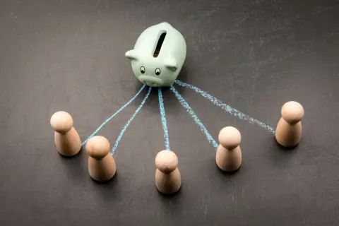 父が「自宅は母に残して、預金は子どもで分ければいい」と簡単に考えているようです。ただ、本当に大丈夫なのか気になります。注意点はありますか？