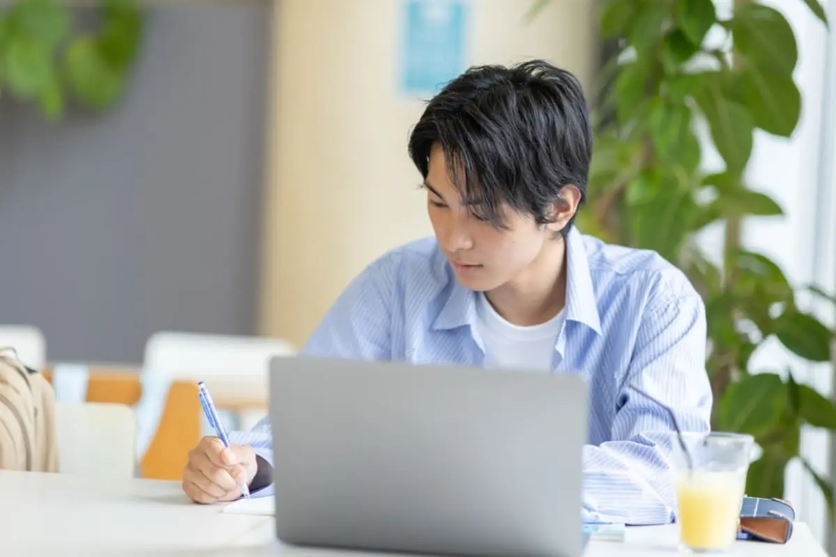 新高3の息子が大学に行きたいと言い出しました。生活保護世帯ですが、今のうちに世帯分離の準備をすべき？