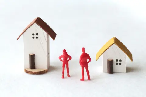 親の不動産を子どもたちの共有名義にすると節税になると聞きました。相続することになったら、きょうだい2人の共有名義にすべきですか？