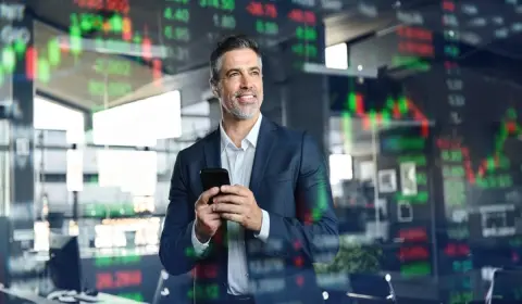 原油高で「INPEX・ENEOS・出光興産」株を買いたい！ でも“今乗る人”ほど「損しやすい」のはナゼ？ エネルギー株3社の“違い・動き”を解説