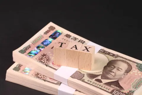 親から「100万円」もらいました。家の修繕費に充てるつもりですが、これだけでも贈与税はかかるのでしょうか？