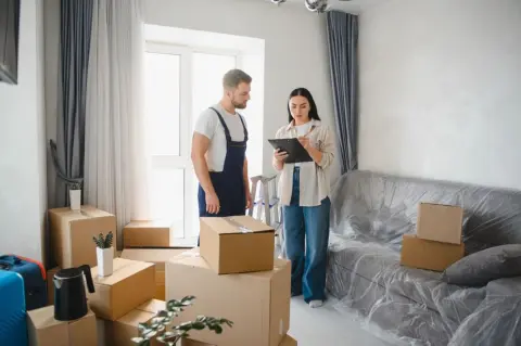 この春から一人暮らし。引っ越しに「8万円以上」かかりました…この金額は高い？ 一般的な相場はいくらなのでしょうか？