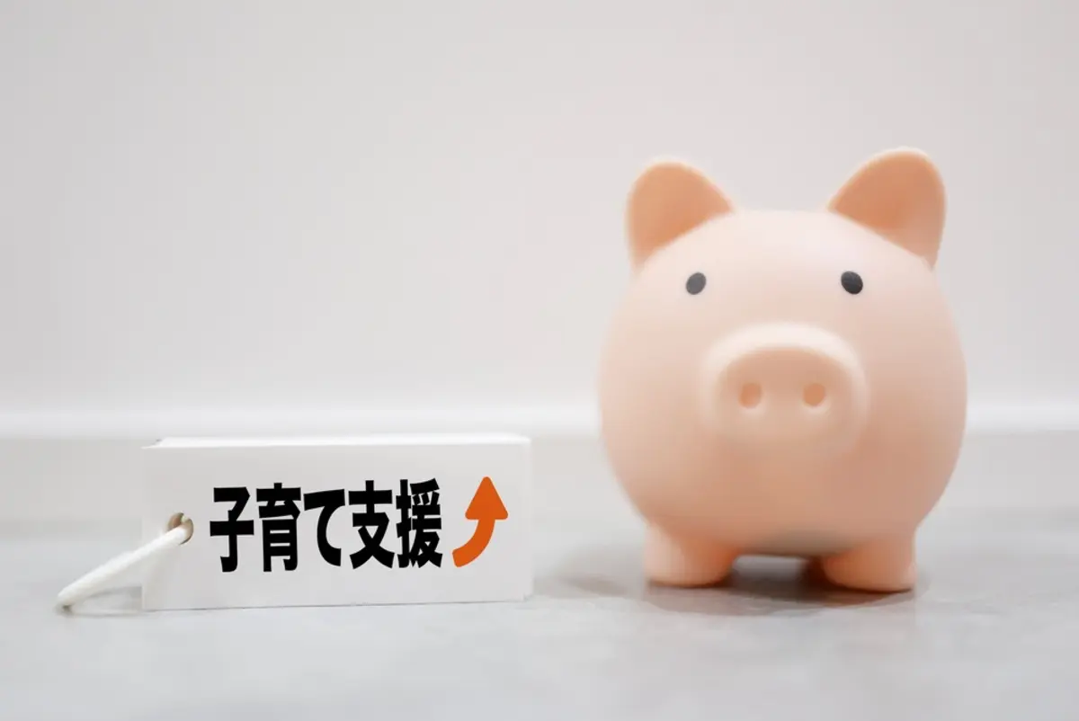 児童手当の拡充で「第3子は月3万円」もらえる！ と喜ぶ妻。でも「第1子が15歳」のわが家は“恩恵が少ない”って本当ですか？ 大学までの教育費「1000万円」をまかなうことはできるでしょうか？