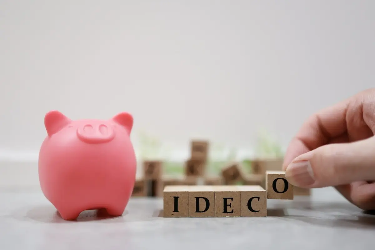 40歳・月1万円・20～25年積み立てという条件で、iDeCoをやる意味がありますか？ それとも貯蓄を優先すべきでしょうか？