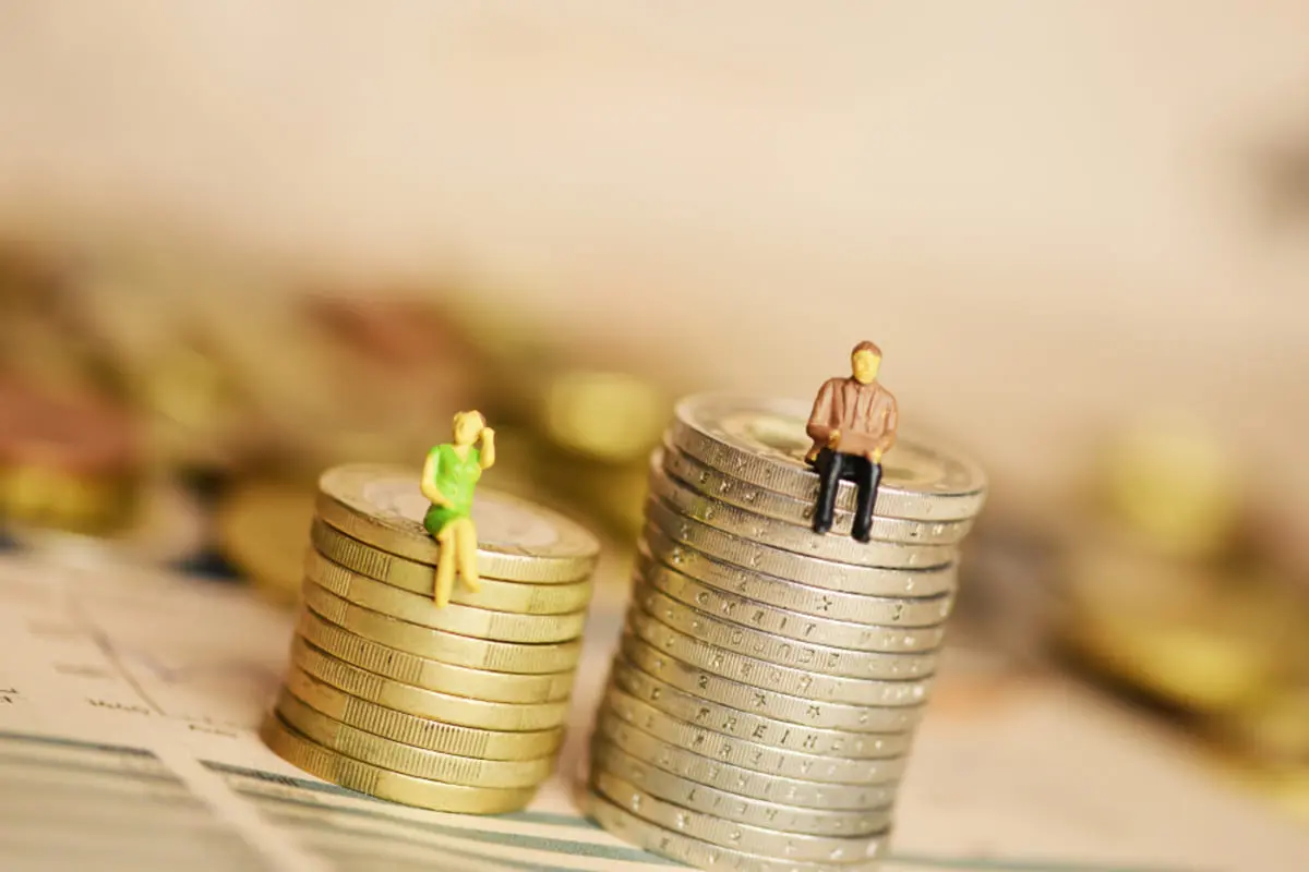 年収「400万円・800万円」でも“もらえる年金”は「2倍」じゃない!?「たくさん年金保険料払ったのに…」なぜ受給額は“比例で増えない”の？ それぞれの受給額を比較