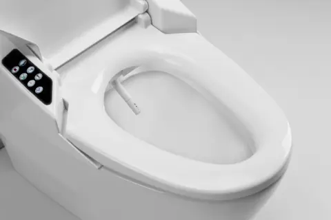 「電気代がもったいない」と、使うたびに“暖房便座”のコンセントを抜く夫。正直不便なのですが、実際どれくらい節約になるのでしょうか？