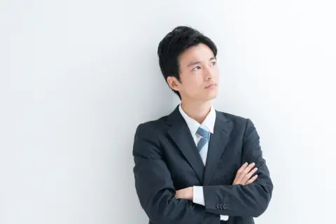 世帯年収「500万円」の“共働き”は損？ 夫1人で「500万円」稼ぐ場合と比べて“税金の負担差”はどのくらいですか？ 共働き・片働きの「年金額」も比較