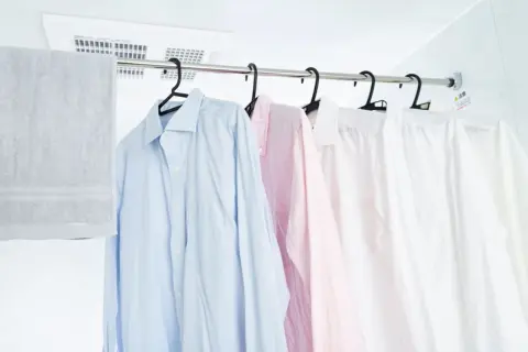「部屋干しは臭うから」と浴室乾燥機を毎日使う夫。月約3000円ほどですが、電気代を考えると止めるべきですよね？