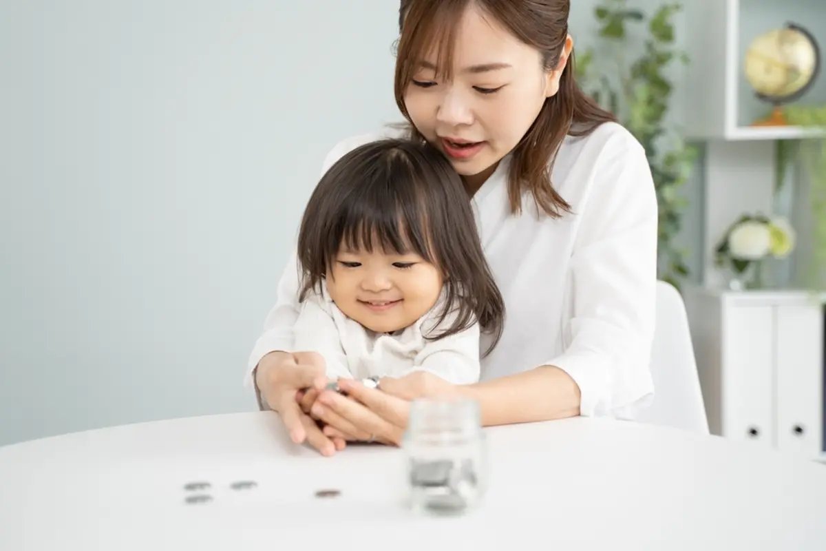 娘が「10円玉×30枚」でシールを購入したら、店員さんに「本当は20枚までしか使えない」と言われた！ 実は“法律で決まってる”って本当ですか？ 大量の硬貨が断られる理由とは