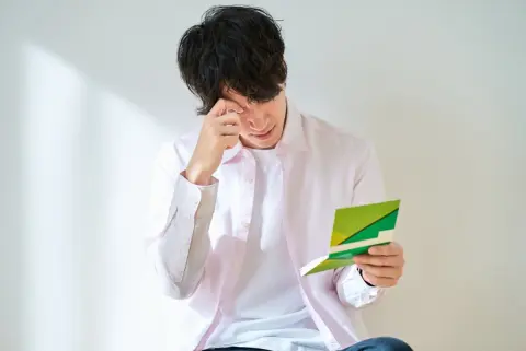 「初任給20万円でも、家賃7万円・奨学金2万円くらい余裕」と言っていた息子から、給与振り込み後「ごめん、お金貸して」と連絡が…新社会人を襲う“手取りの罠”と生活苦のリアル