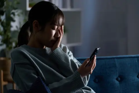 長年連絡を取っていない父が「生活保護」を申請したようで、「扶養照会」が届きました。正直わが家も余裕がないのですが、親族としてどこまで対応する必要があるのでしょうか？