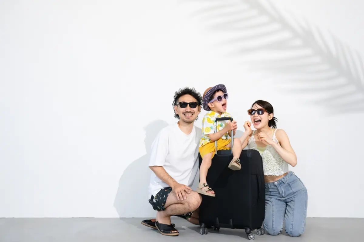 「大企業」勤めの友人家庭は“年2回”家族旅行に行っているのに対し、わが家は“2年に1回”程度…。やはり大企業の方が収入は多いのでしょうか？