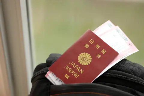 2026年7月から“10年パスポート”の手数料が「1万6300円」→「9300円」に下がると聞いてビックリ！5月・6月中に申請すると損でしょうか？