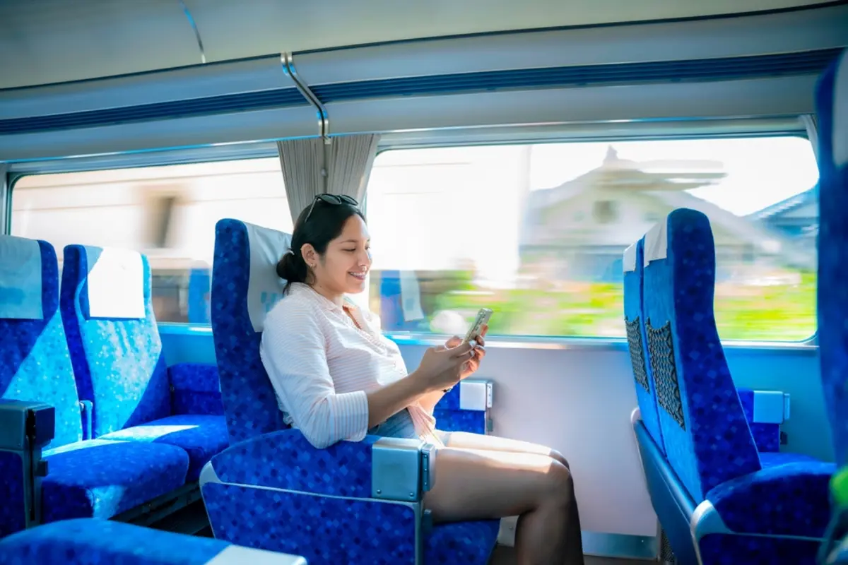 去年は「新幹線の乗り遅れ」でも“後続列車の自由席”に乗れたのに…今年は「特急券5000円」が紙くずになり衝撃！ 1分遅刻でもダメなんですか!? 誤解も多い「乗れる・乗れない」のルールとは