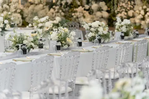 20代後半の娘が毎月のように結婚式へ参加しています。ご祝儀だけで年間「15万円」近いのですが、普通なのでしょうか？