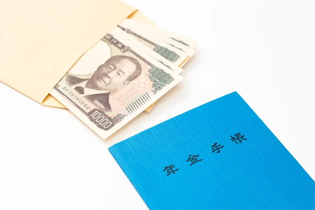 両親は年金が「月40万円」らしいですが“平均以上”ですよね？ わが家は「年収800万円＋妻が年収100万円」ですが、将来“両親以上の金額”をもらえますか？ 年金受給額を確認