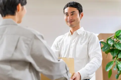社長が“私物”の発送費まで会社の経費で落としていてビックリ！ 仕事に関係ない費用でも、経費として認められるのでしょうか？