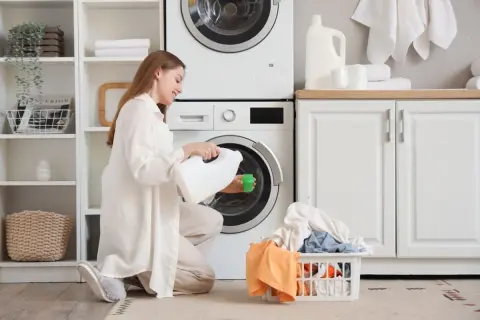 4人家族で洗濯回数が多く、水道代が気になります。「お風呂の残り湯」を洗濯に使うと、月にどのくらい節約できるでしょうか？