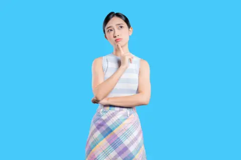 マイナカードと銀行口座をひも付けるのが不安です。夫は「給付金が早く入るから便利」と言いますが、トラブル時の補償はありますか？