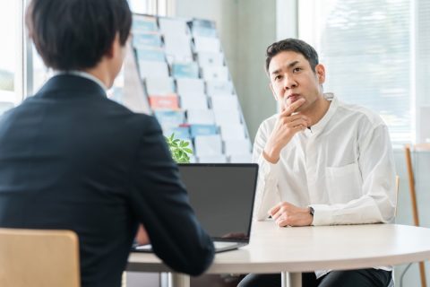 夫が退職して失業保険をもらいながら職業訓練へ！ 子ども2人の扶養はどこに入れるのが一番安い？任意継続・国保・妻の社保で悩んでいます。