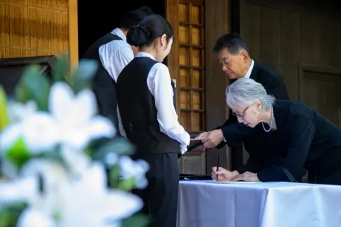 夫が亡くなり、会社から「死亡退職金2000万円」を受け取ることになりました。遺族に支給されるお金なら、相続税の対象にはならないですよね？