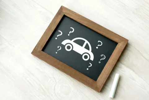 「こんなに高いの？」と夫が焦り顔！ 自動車税が年1万9700円も跳ね上がる普通車乗り換えの落とし穴とは？