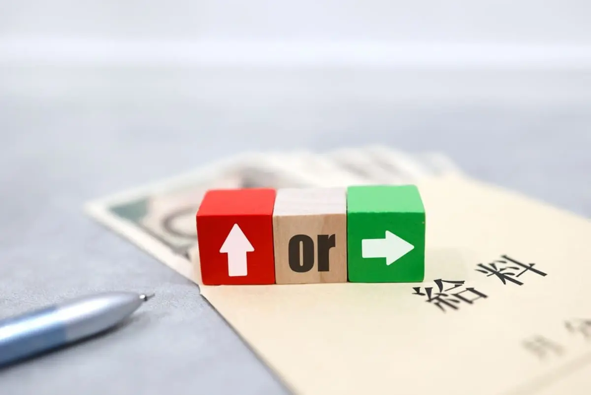 「月収35万→37万円」で2万円昇給したのに、なぜか“ボーナス手取り減”!?「年24万円増えると思ったのに…」税金で引かれ“16万円止まり”になる理由とは
