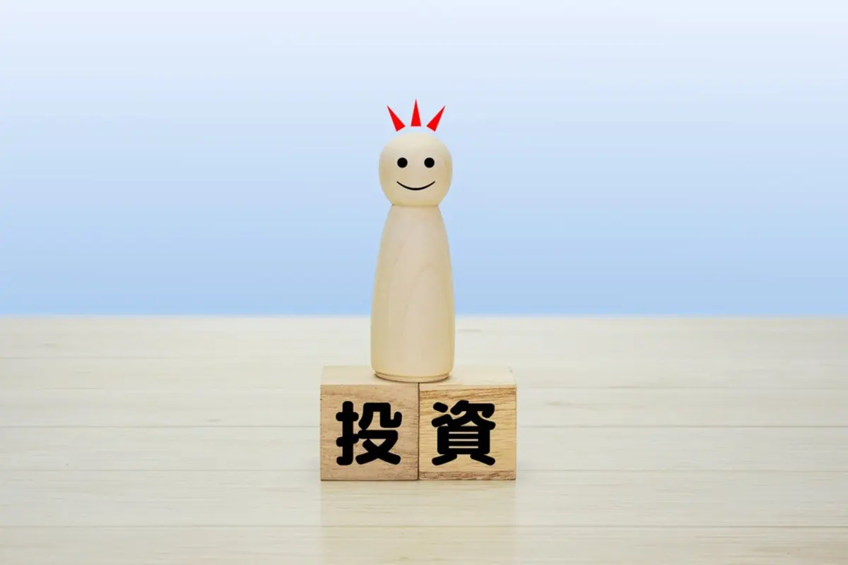来年「退職金3000万円」を手にする父が「一括投資で5％運用なら、10年で1500万円以上増える」と言います。母は反対しますが、一括投資は“効率がいい”ですよね？ 実際いくら投資すべきでしょうか？