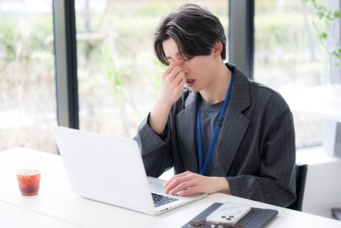 年収は「450万円」ですが、毎日2時間以上の残業が続いています。友人が「転職して年収は下がったけど、家族との時間が増えた」と話していました。年収ダウンしてでも働き方を変える価値はあるのでしょうか？